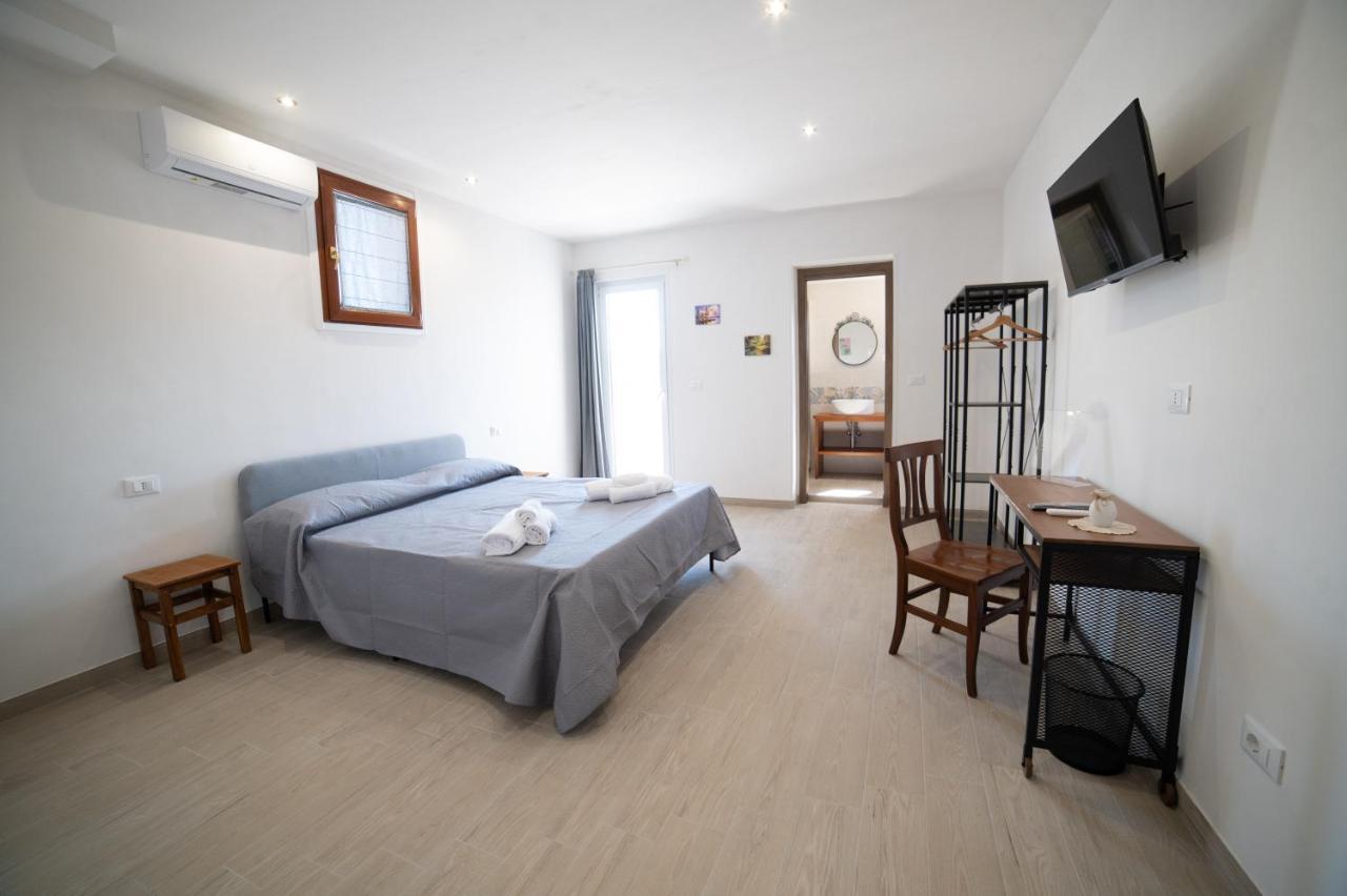 B&B Belvedere イスキテッラ エクステリア 写真